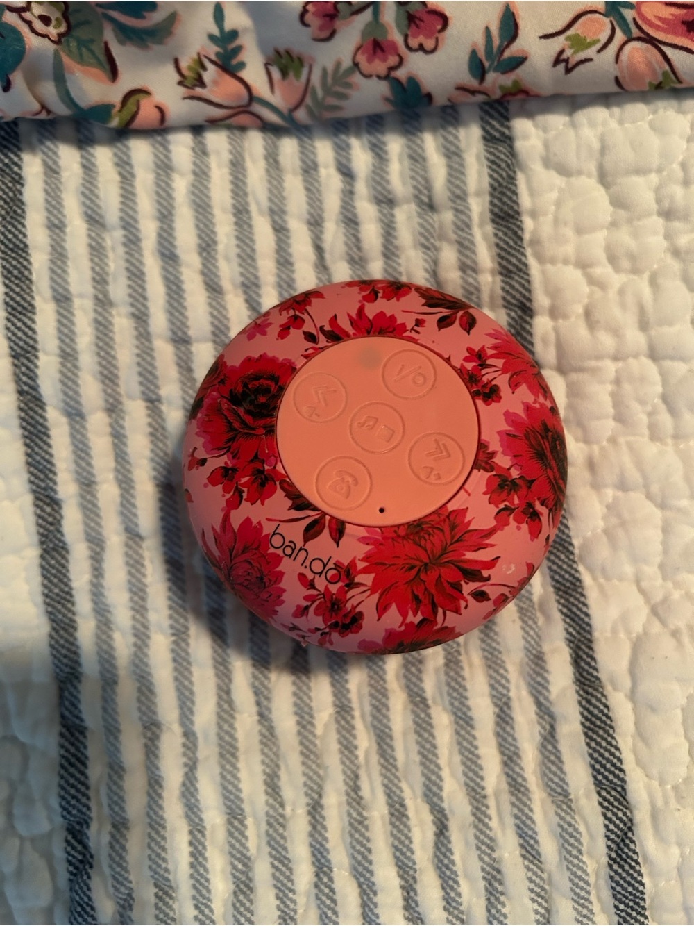 Bando Shower Bluetooth Speaker - Pink Floral Design